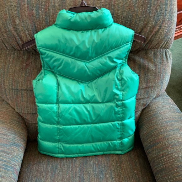 Vest - Picture 3 of 8